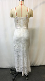Women Sexy White Lace Slip Dress, V Neck High Low Hem Bodycon Gown for Wedding Guest Party Club Cocktail Night Out Casual Wear